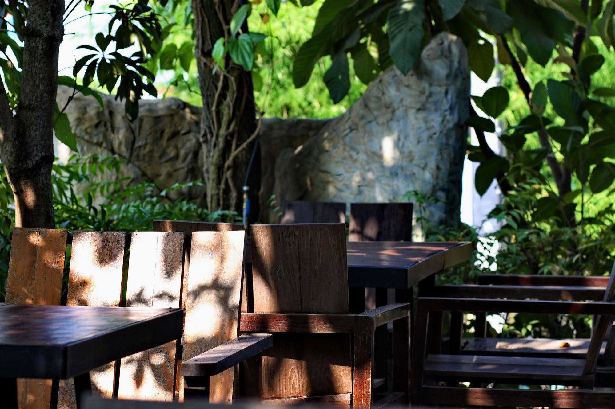 The Balcony Chiang Mai Village Exterior foto